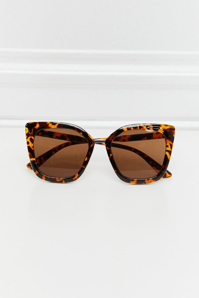 Cat Eye Full Rim Polycarbonate Sunglasses - L&M Boutique