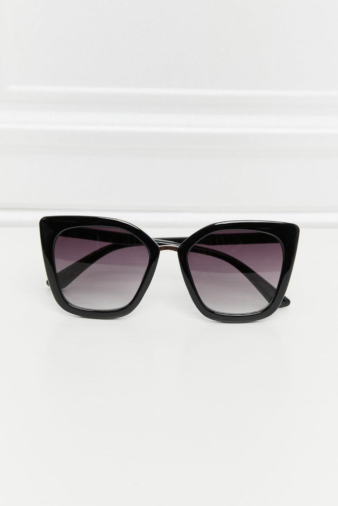 Cat Eye Full Rim Polycarbonate Sunglasses - L&M Boutique